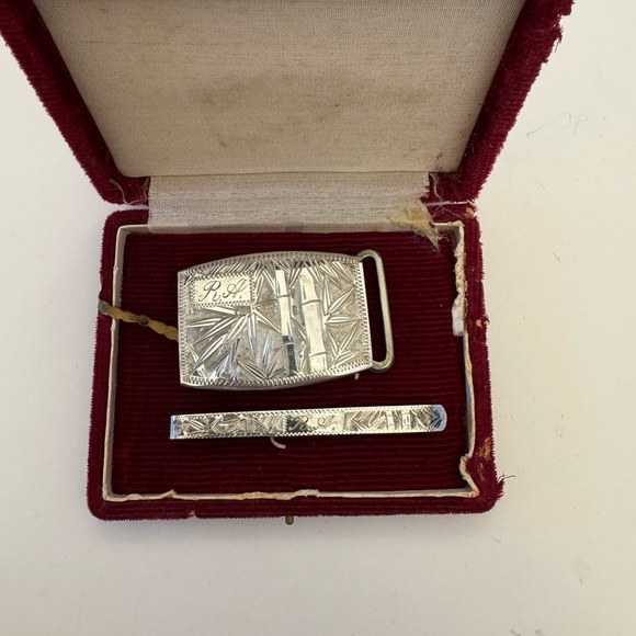 Vintage .950 Silver Belt Buckle and Tie Clip - Picture 3 of 7
